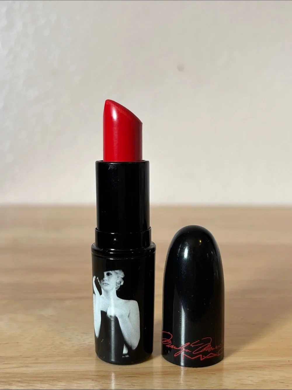 MAC x Marilyn Monroe Lipstick, Limited Edition, Discontinued, Scarlet Ibis